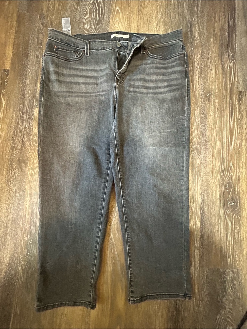Women’s Grey Wash Levi Boyfriend Fot Straight-Leg Jeans Size 20W